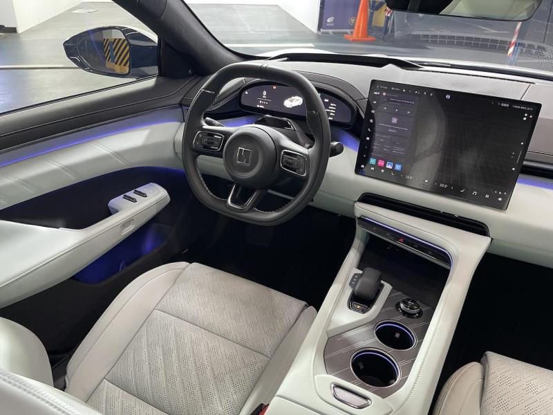 Купить Zeekr 001 электро 2024 id-1007193 в Киеве, Фото №[delta]