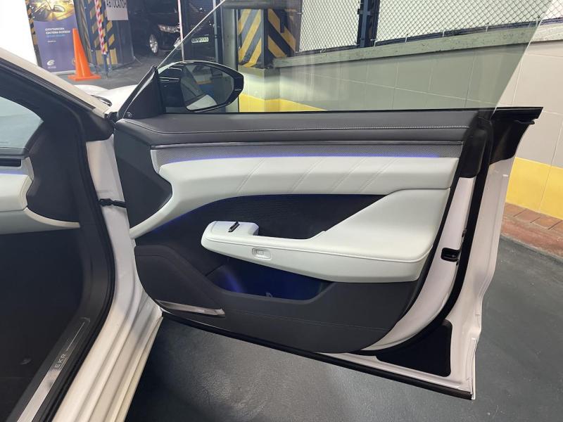 Купить Zeekr 001 электро 2024 id-1007193 в Киеве, Фото №[delta]