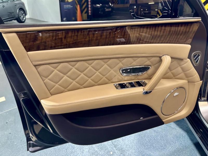 Купить Bentley Flying Spur бензин 2017 id-1007208 в Киеве, Фото №[delta]