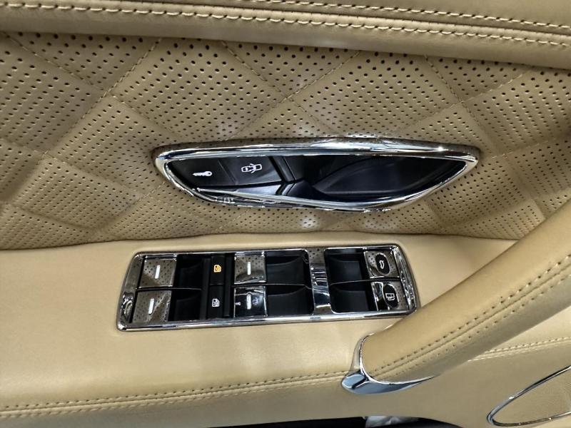 Купить Bentley Flying Spur бензин 2017 id-1007208 в Киеве, Фото №[delta]