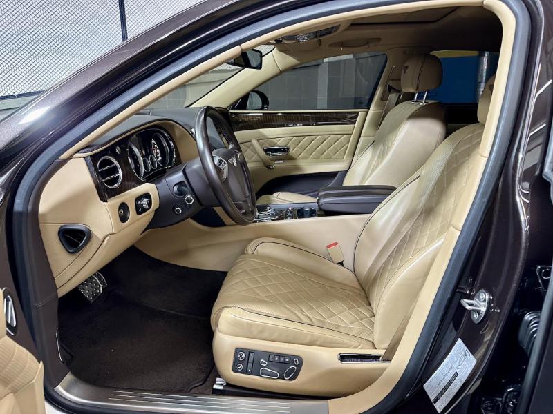Купить Bentley Flying Spur бензин 2017 id-1007208 в Киеве, Фото №[delta]