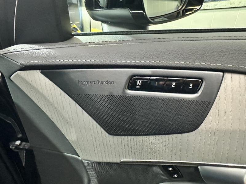 Купить Volvo XC 90 гибрид 2024 id-1007240 в Киеве, Фото №[delta]