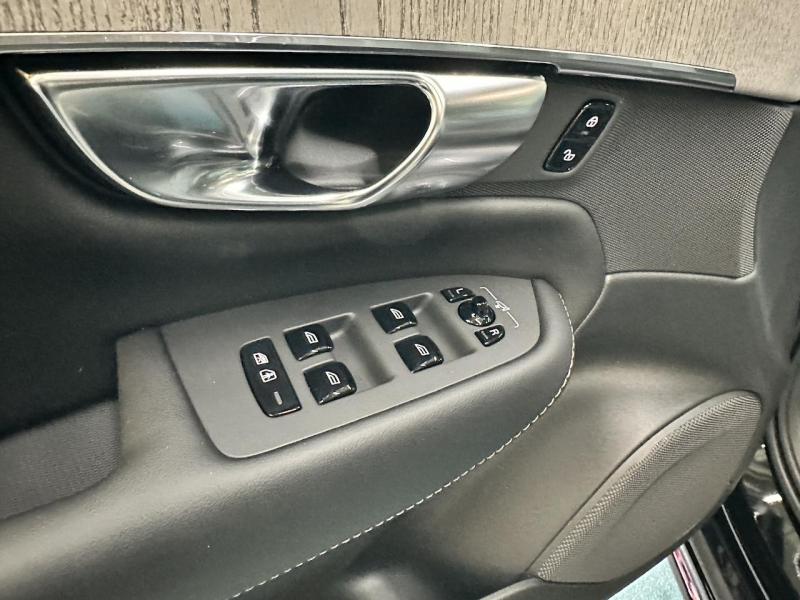 Купить Volvo XC 90 гибрид 2024 id-1007240 в Киеве, Фото №[delta]