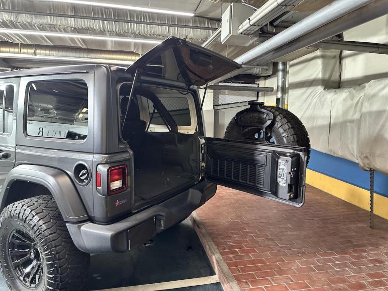 Купить Jeep Wrangler бензин 2021 id-1007243 в Киеве, Фото №[delta]