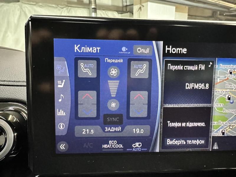 Купить Toyota Land Cruiser 300 Premium 70th бензин 2021 id-1007265 в Киеве, Фото №[delta]