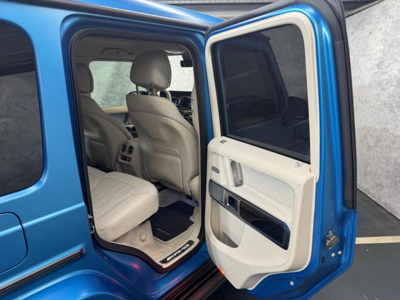 Купить Mercedes-Benz G 63 AMG бензин 2024 id-1007271 в Киеве, Фото №[delta]