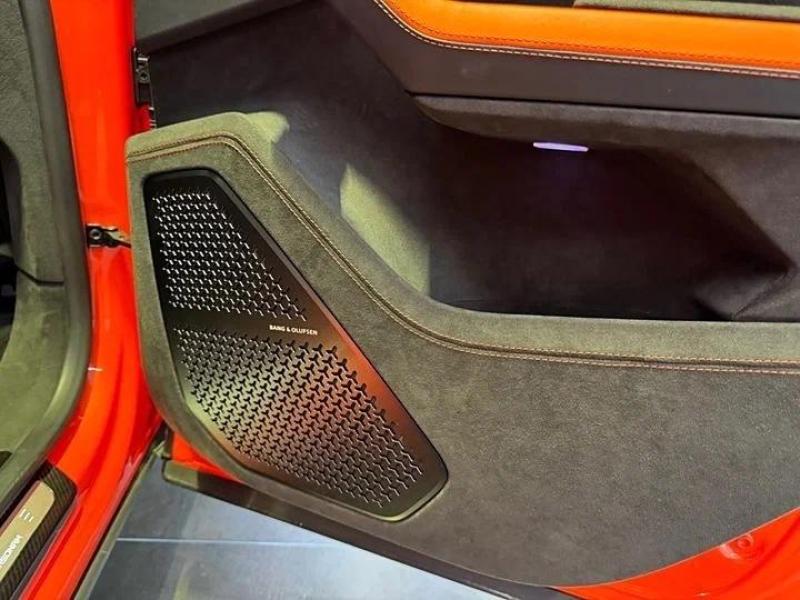 Купить Lamborghini Urus SE гибрид 2025 id-1007280 в Киеве, Фото №[delta]