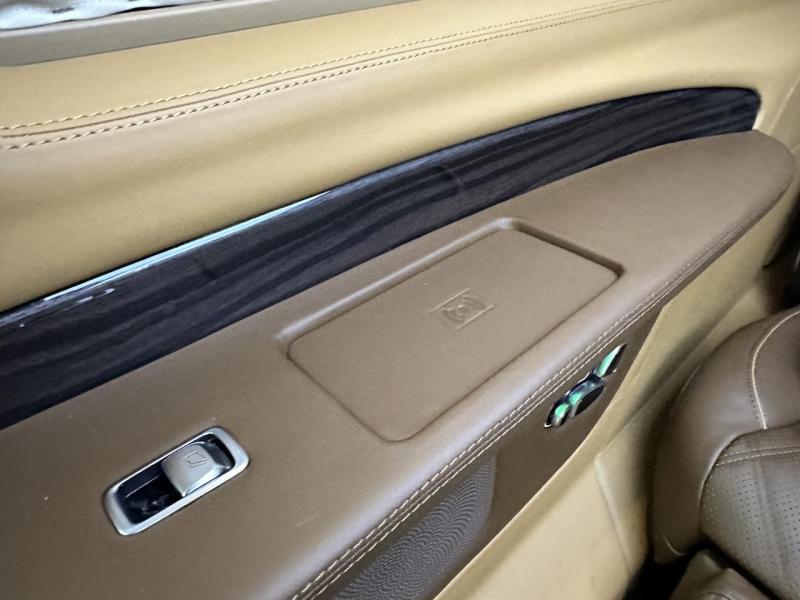 Купить Mercedes-Benz V 300D 4MATIC Extralong дизель 2023 id-1007290 в Киеве, Фото №[delta]