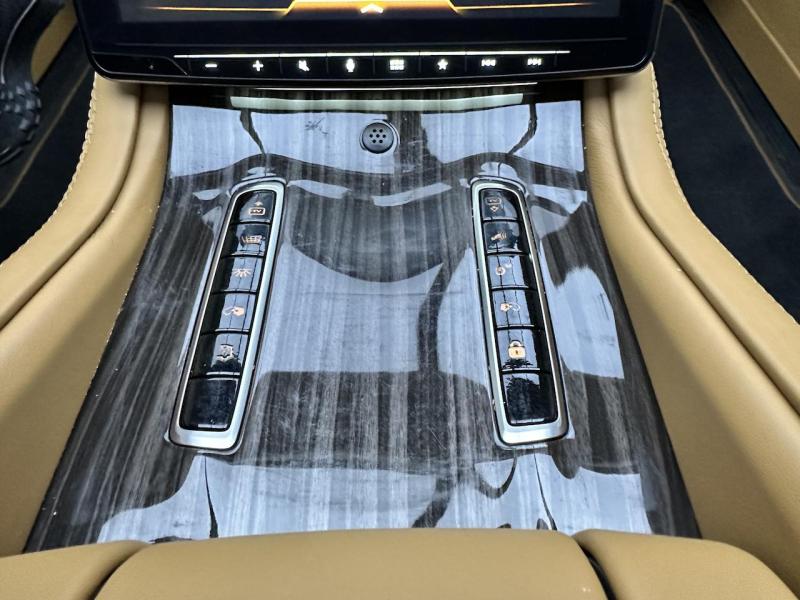 Купить Mercedes-Benz V 300D 4MATIC Extralong дизель 2023 id-1007290 в Киеве, Фото №[delta]