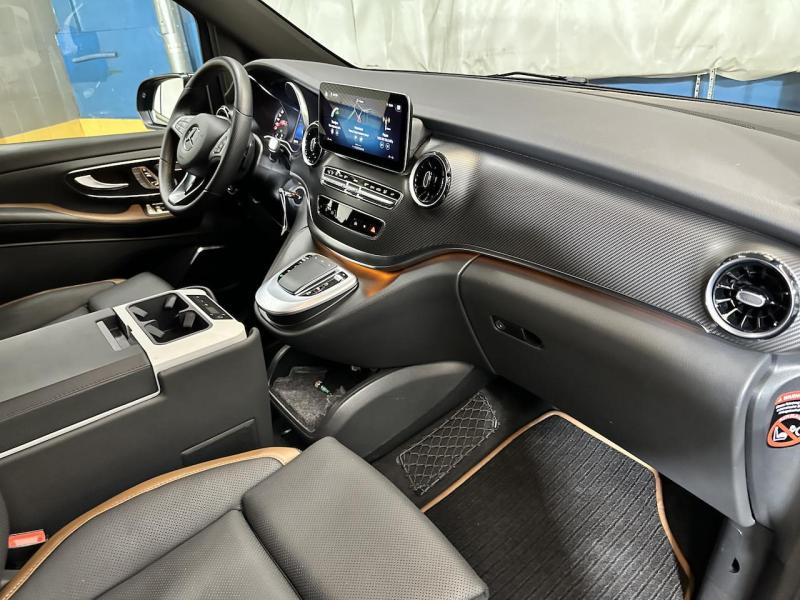 Купить Mercedes-Benz V 300D 4MATIC Extralong дизель 2023 id-1007290 в Киеве, Фото №[delta]