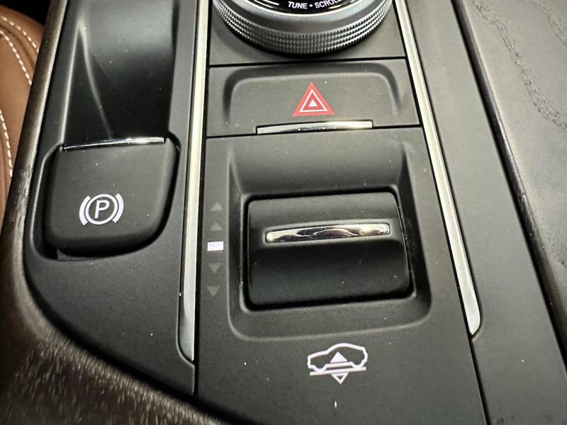 Купить Maserati Levante бензин 2021 id-1007293 в Киеве, Фото №[delta]