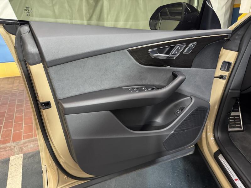 Купить Audi SQ8 бензин 2024 id-1007303 в Киеве, Фото №[delta]