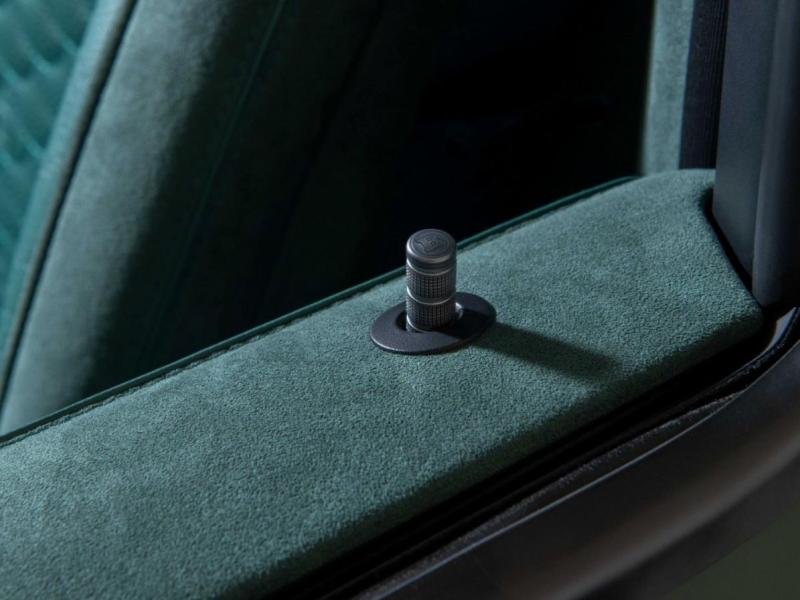 Купить Mercedes-Benz G 63 Brabus бензин 2025 id-1007307 в Киеве, Фото №[delta]