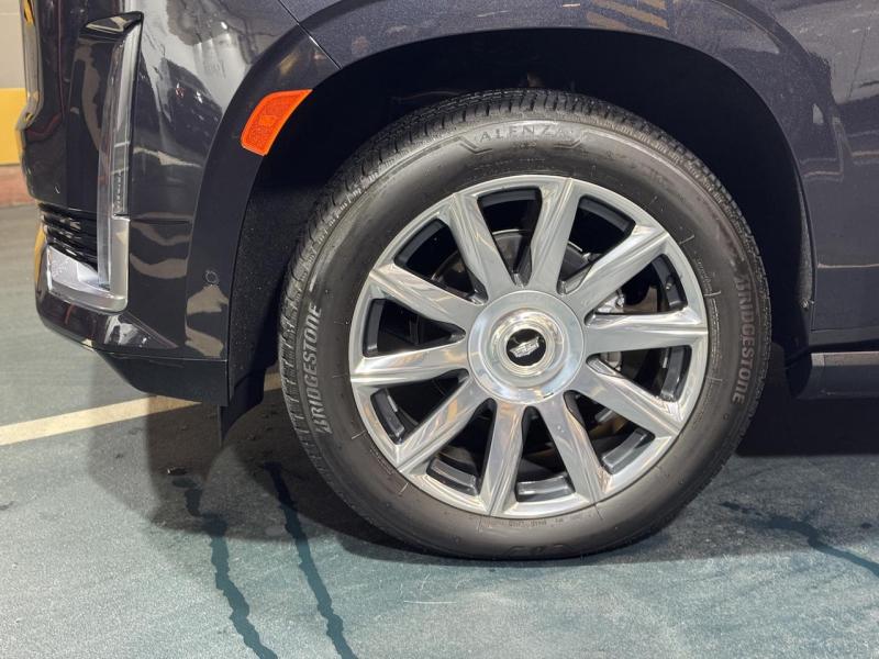 Купить Cadillac Escalade Premium Luxury Platinum бензин 2022 id-1007318 в Киеве, Фото №[delta]