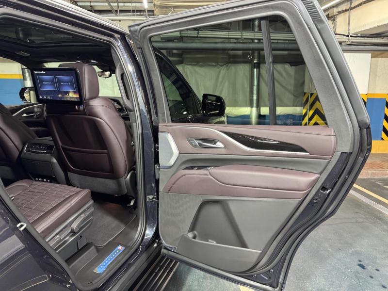 Купить Cadillac Escalade Premium Luxury Platinum бензин 2022 id-1007318 в Киеве, Фото №[delta]
