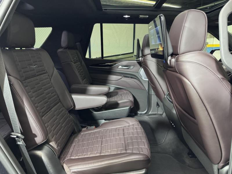 Купить Cadillac Escalade Premium Luxury Platinum бензин 2022 id-1007318 в Киеве, Фото №[delta]