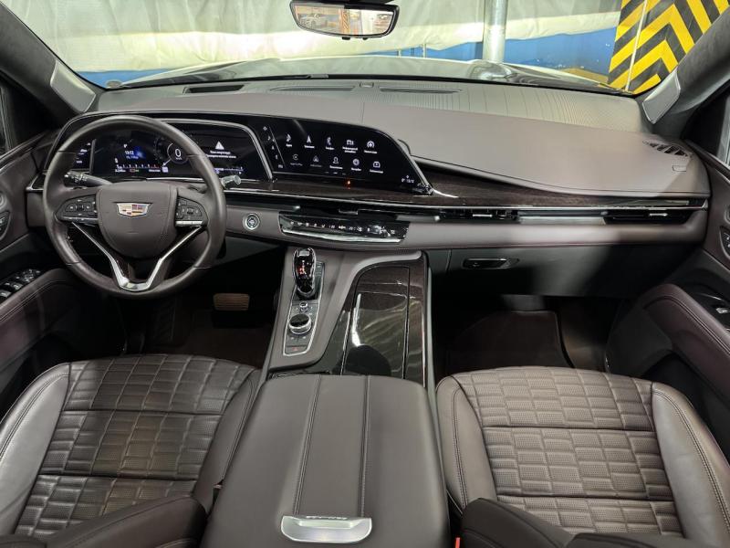 Купить Cadillac Escalade Premium Luxury Platinum бензин 2022 id-1007318 в Киеве, Фото №[delta]