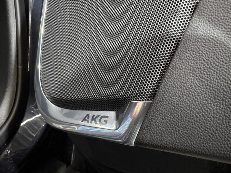 Купить Cadillac Escalade Premium Luxury Platinum бензин 2022 id-1007318 в Киеве, Фото №[delta]