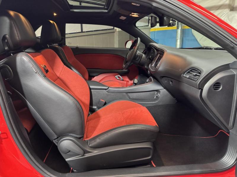 Купить Dodge Challenger Scat pack Shaker 392 бензин 2022 id-1007317 в Киеве, Фото №[delta]