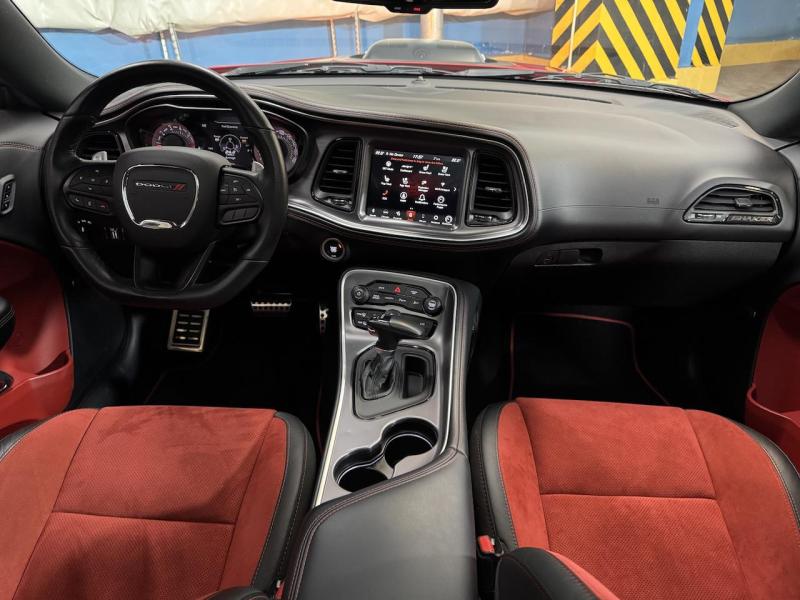 Купить Dodge Challenger Scat pack Shaker 392 бензин 2022 id-1007317 в Киеве, Фото №[delta]