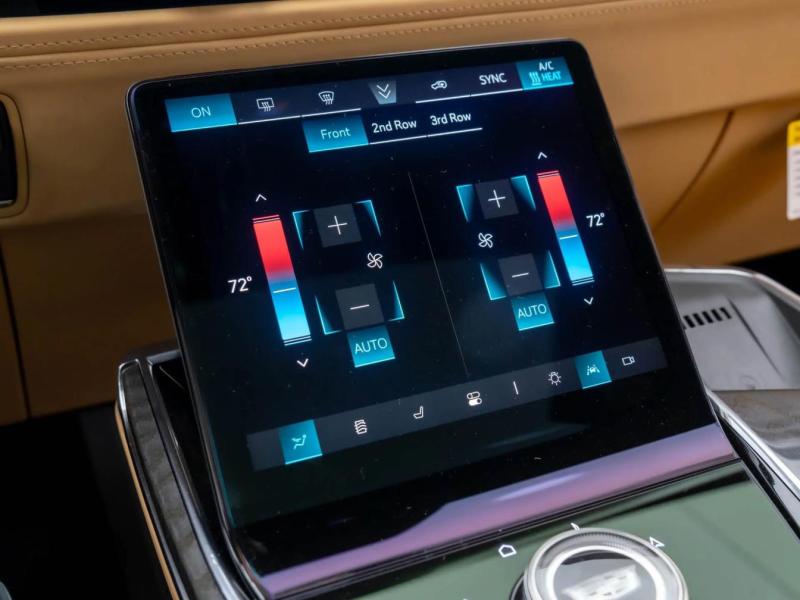 Купить Cadillac Escalade IQ электро 2025 id-1007321 в Киеве, Фото №[delta]