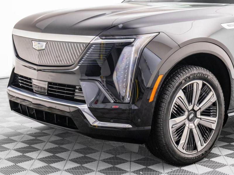 Купить Cadillac Escalade IQ электро 2025 id-1007321 в Киеве, Фото №[delta]