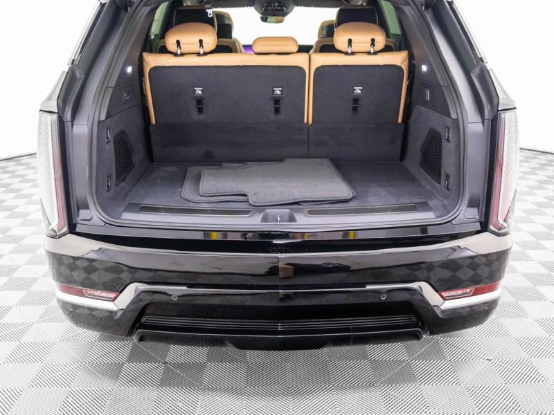 Купить Cadillac Escalade IQ электро 2025 id-1007321 в Киеве, Фото №[delta]