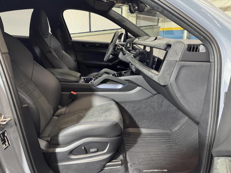 Купить Porsche Cayenne Coupe Turbo GT бензин 2024 id-1007323 в Киеве, Фото №[delta]