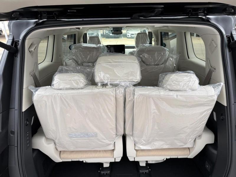 Купить Lexus LM 350h AWD гибрид 2025 id-1007344 в Киеве, Фото №[delta]