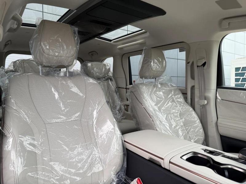 Купить Lexus LM 350h AWD гибрид 2025 id-1007344 в Киеве, Фото №[delta]