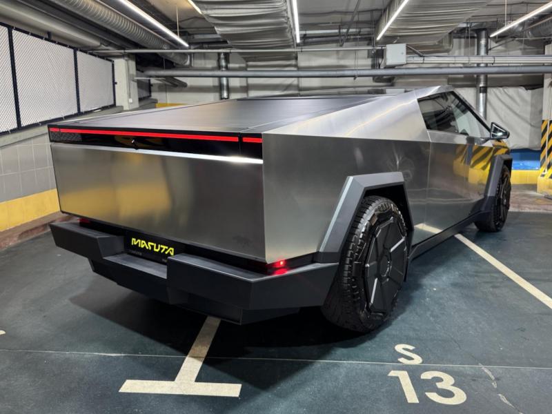 Купить Tesla Cybertruck электро 2024 id-1007365 в Киеве, Фото №[delta]