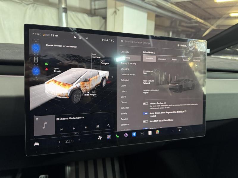 Купить Tesla Cybertruck электро 2024 id-1007365 в Киеве, Фото №[delta]