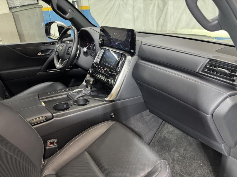 Купить Lexus LX 500D дизель 2022 id-1007390 в Киеве, Фото №[delta]