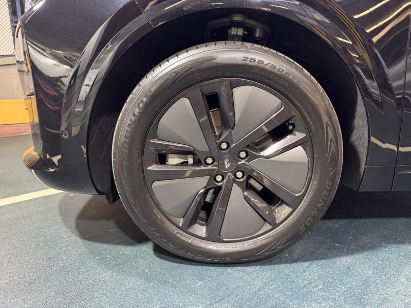 Купить Li Auto L6 гибрид 2024 id-1007404 в Киеве, Фото №[delta]