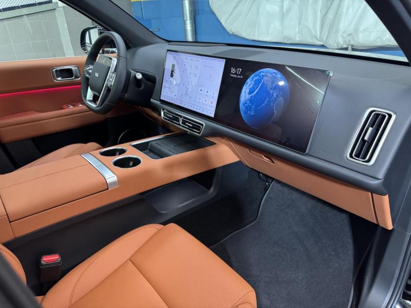 Купить Li Auto L6 гибрид 2024 id-1007404 в Киеве, Фото №[delta]