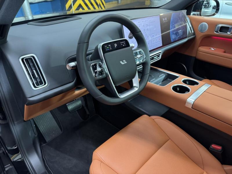 Купить Li Auto L6 гибрид 2024 id-1007404 в Киеве, Фото №[delta]