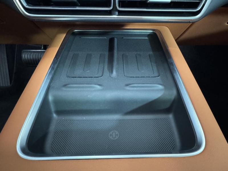 Купить Li Auto L6 гибрид 2024 id-1007404 в Киеве, Фото №[delta]