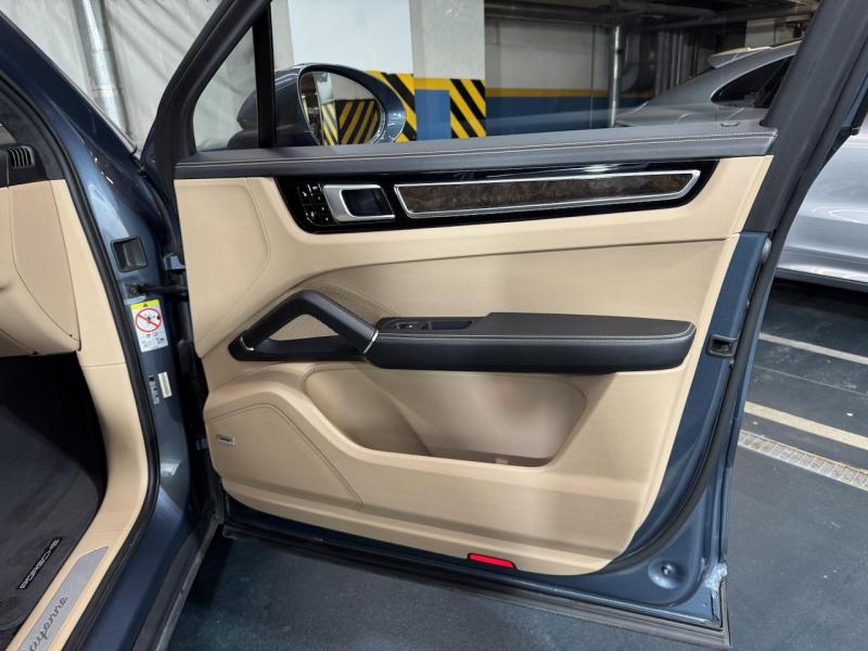 Купить Porsche Cayenne бензин 2018 id-1007417 в Киеве, Фото №[delta]