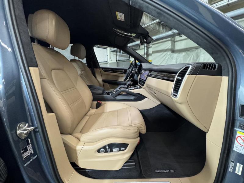 Купить Porsche Cayenne бензин 2018 id-1007417 в Киеве, Фото №[delta]