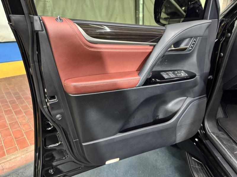 Купить Lexus LX 450D Luxury дизель 2017 id-1007428 в Киеве, Фото №[delta]