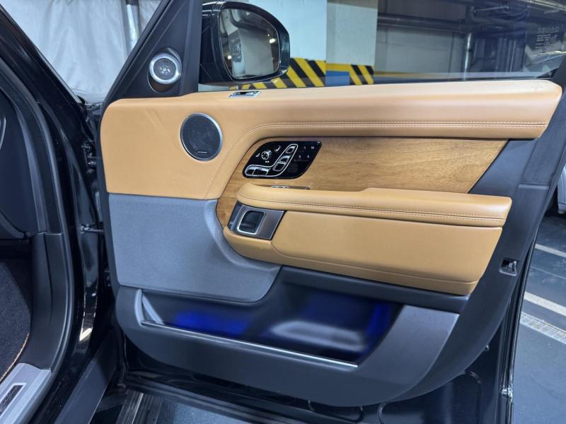 Купить Land-Rover Range-Rover LWB Autoboirgaphy бензин 2019 id-1007440 в Киеве, Фото №[delta]