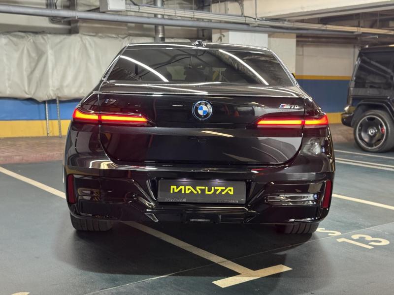 Купить BMW i7 M70 xDrive электро 2024 id-1007439 в Киеве, Фото №[delta]