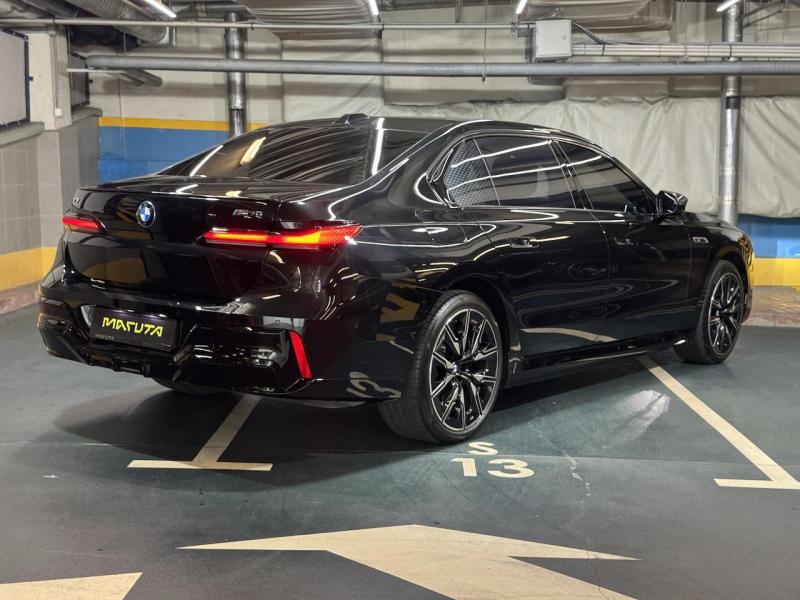 Купить BMW i7 M70 xDrive электро 2024 id-1007439 в Киеве, Фото №[delta]