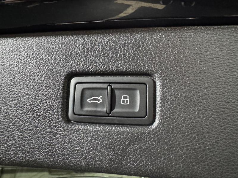 Купить Audi Q7 бензин 2017 id-1007438 в Киеве, Фото №[delta]