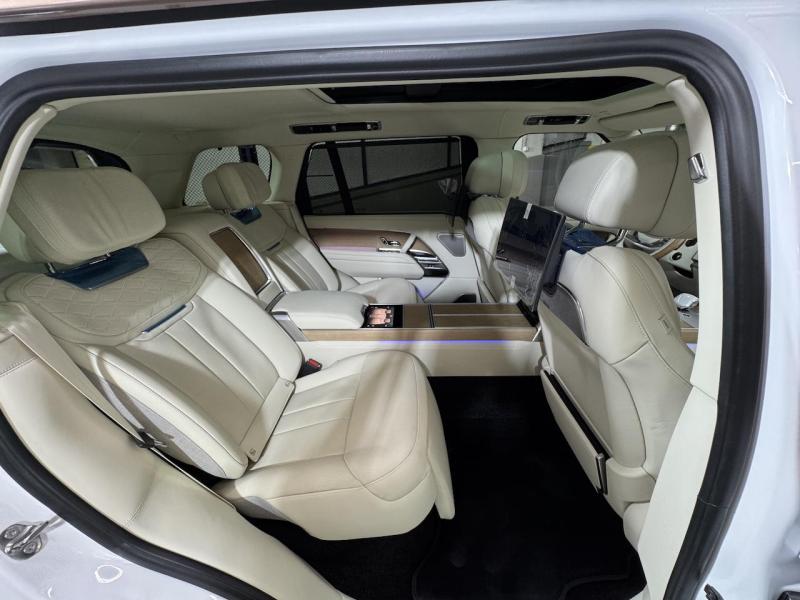 Купить Land-Rover Range-Rover SVAutobiography Long бензин 2024 id-1007458 в Киеве, Фото №[delta]