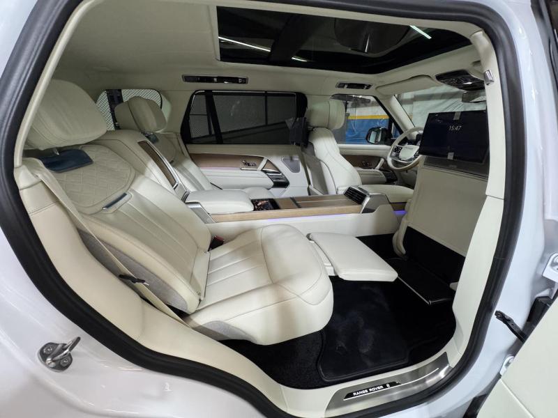 Купить Land-Rover Range-Rover SVAutobiography Long бензин 2024 id-1007458 в Киеве, Фото №[delta]
