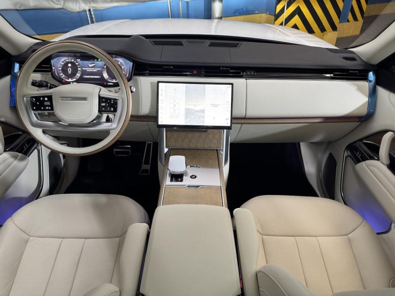 Купить Land-Rover Range-Rover SVAutobiography Long бензин 2024 id-1007458 в Киеве, Фото №[delta]