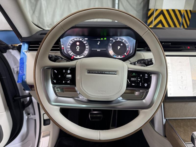 Купить Land-Rover Range-Rover SVAutobiography Long бензин 2024 id-1007458 в Киеве, Фото №[delta]