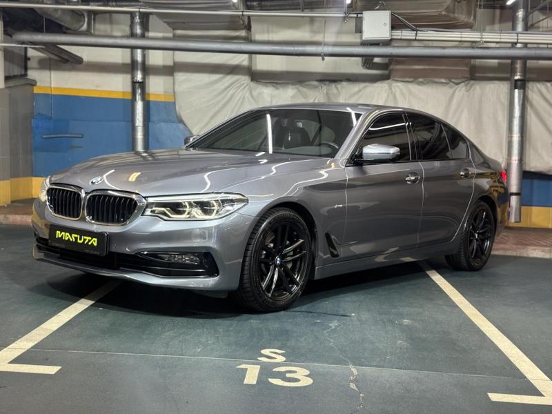 Купить BMW 5-Series 540i xDrive бензин 2017 id-1007461 в Киеве, Фото №[delta]