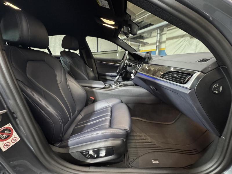 Купить BMW 5-Series 540i xDrive бензин 2017 id-1007461 в Киеве, Фото №[delta]